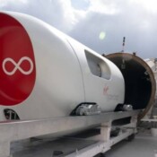 Virgin Hyperloop bir ilke imza attı.