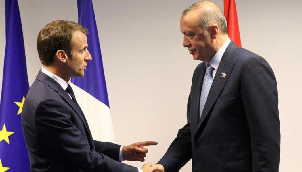 Macron, Recep Tayyip Erdoğan'a Türkçe mektup yadı