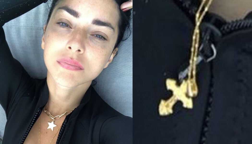 merve boluğur haç kolye
