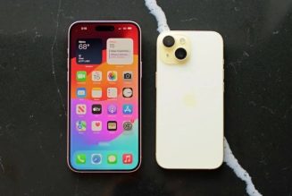 Apple, iPhone’lara getireceği yapay zeka özelliklerini erteledi