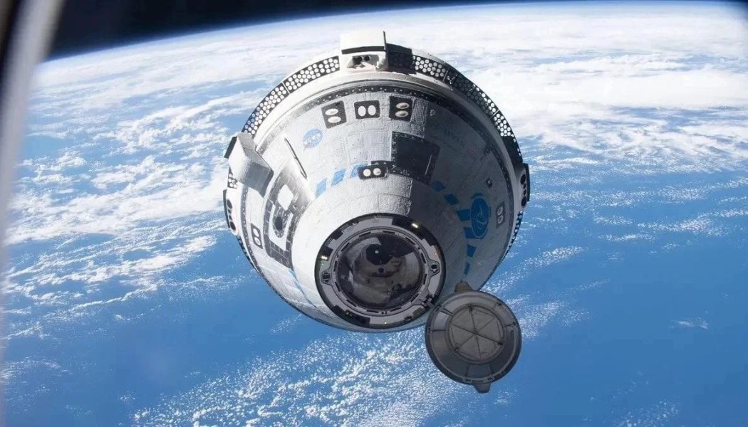 Astronotlar uzayda 2 aydır mahsur: Kurtarılmaları gelecek yılı bulabilir