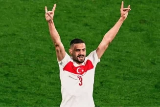 Futbolcu Merih Demiral’ın bozkurt selamı, erkek modasına yön verdi
