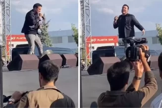 Mustafa Ceceli’nin günlük kıyafetlerle sahneye çıkması tepki çekti