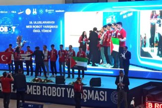 Kütahyalı öğrenci robot yarışmasında dünya şampiyonu oldu