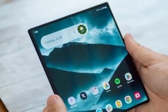 Uygun fiyatlı Galaxy Z Fold üretilmeyecek