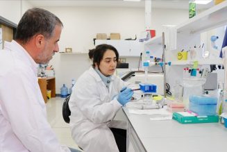 Türk bilim insanları, karbondioksidi enerjiye çevirecek cihaz geliştiriyor