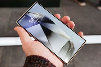 Samsung, Galaxy S25 ile Apple’a yapay zekada meydan okuyacak