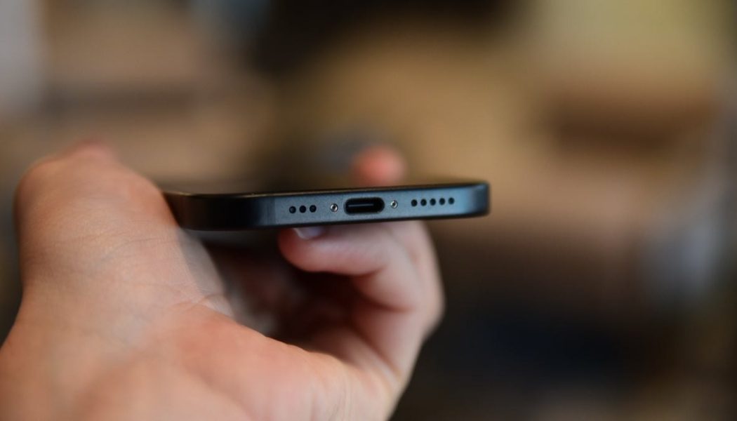 iPhone’lardaki USB-C portunda güvenlik açığı tespit edildi