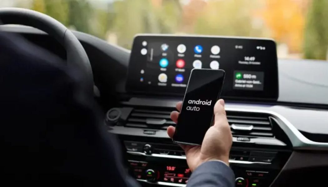 Google Haritalar’ın Android Auto güncellemesi tepkilere neden oldu