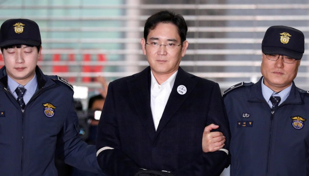 Samsung patronu muhasebe ve mali dolandırıcılıktan beraat etti