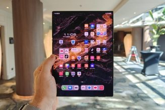 Samsung’un üçe katlanan telefonu sadece belirli ülkelerde satışa çıkacak