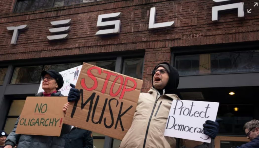 Elon Musk’ın Trump ile bağlantısı eleştiriliyor